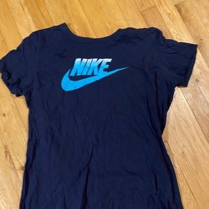 Nike tee
